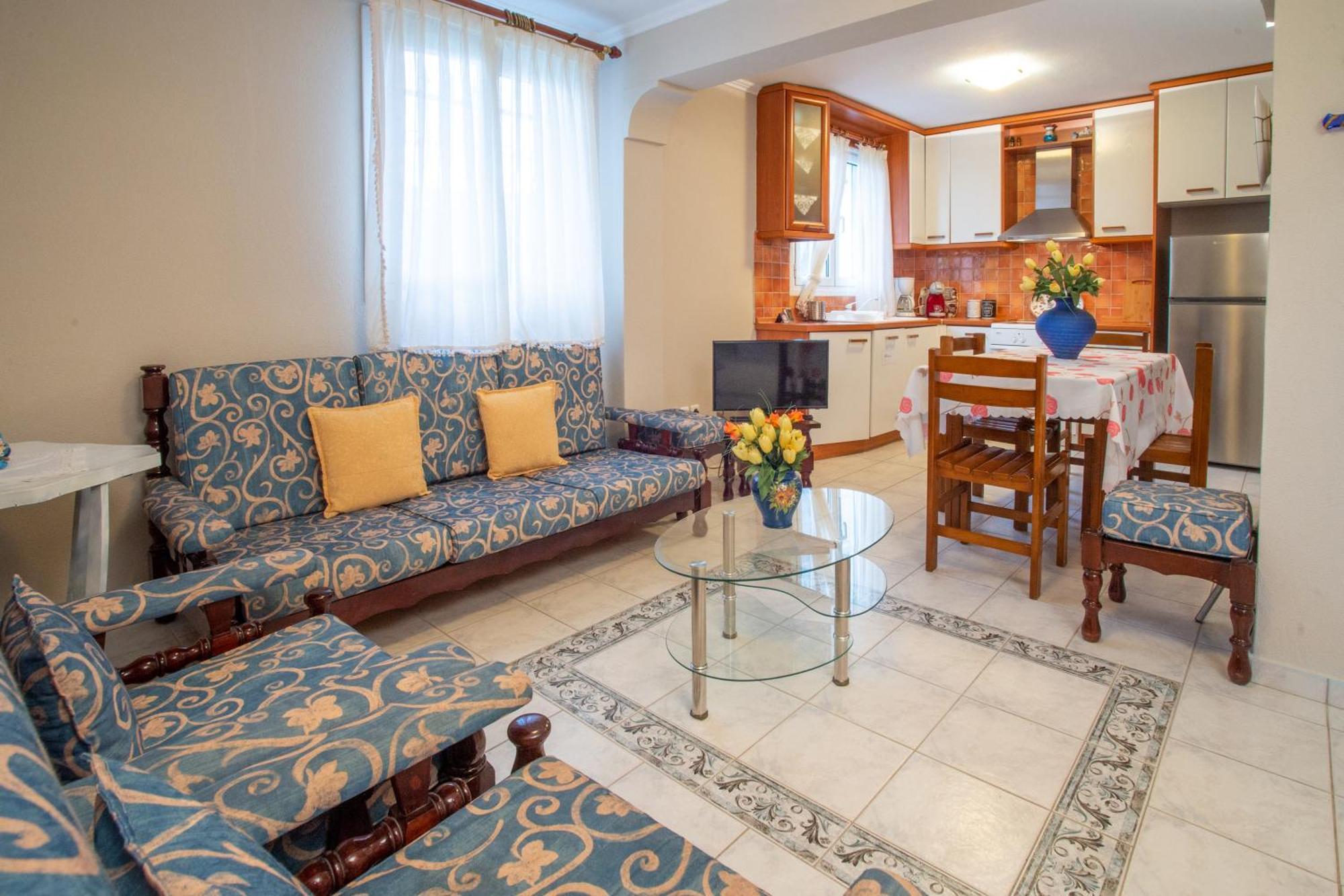 Private 6-Bdrm Villa With Garden 150M To Beach Paradisos Exterior photo